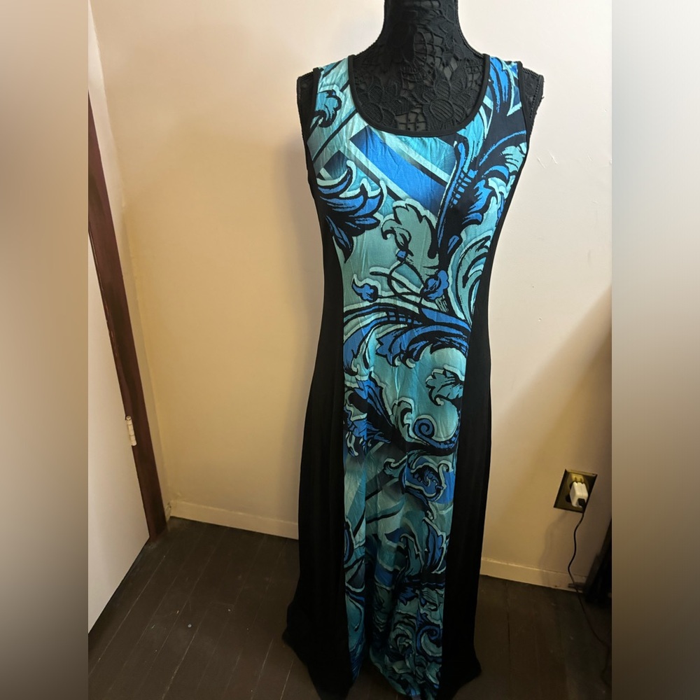 Sleeveless Blue Patterned Maxi Dress with Black Side Panels